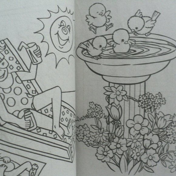 NEW Lot of 3 Children's Coloring & Activity Books, Christmas, Disney & Play Time - Picture 3 of 5